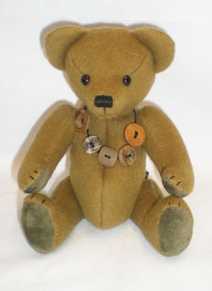 Retired Bears and Animals - BUTTONS 23CM