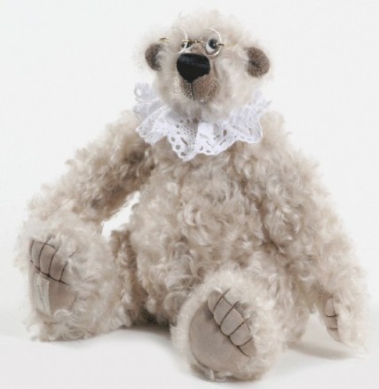 Retired Bears and Animals - GRANNY CHUCKLES 33CM