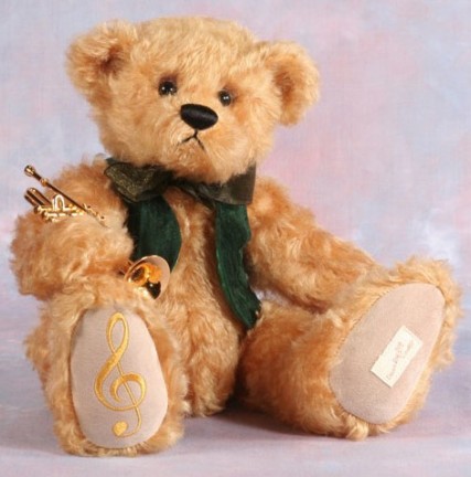 Retired Bears and Animals - THE TRUMPETER 30CM