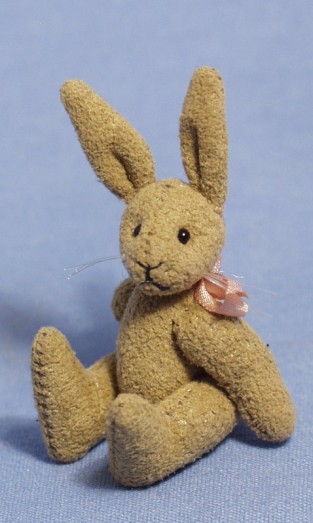 Retired Bears and Animals - FLUFFY BUNNY 1½"