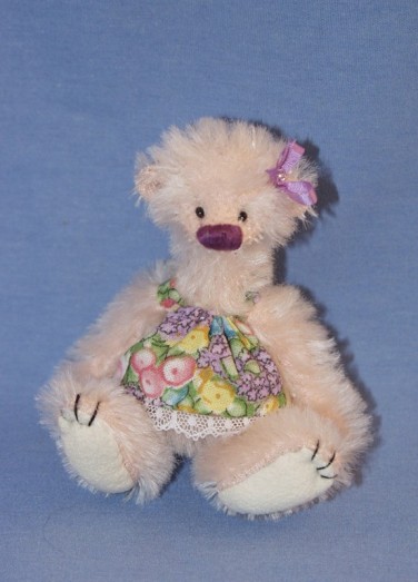 Retired Bears and Animals - LILLY BELLE 3¾"