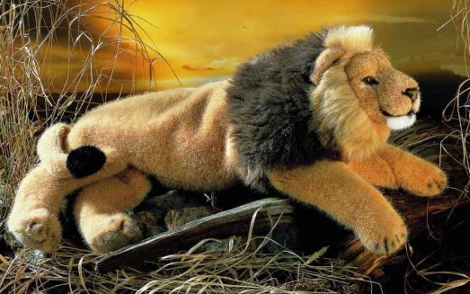 Kosen Wild Animals - LION LYING DOWN 50CM
