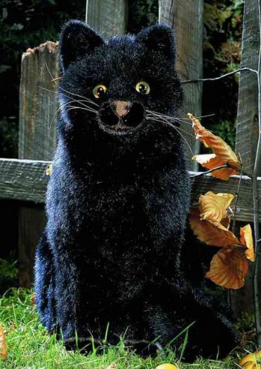 Retired Kosen Animals - BLACK TOM CAT 33CM
