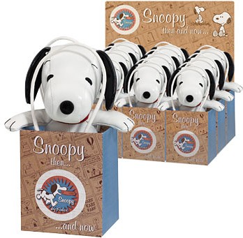 Retired Bears and Animals - LEATHERETTE SNOOPY IN BAG 18CM