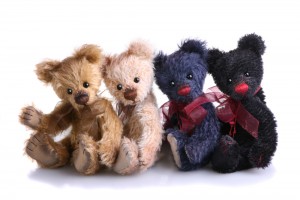 minimo-charlie-bears-1 Minimos with bright noses!