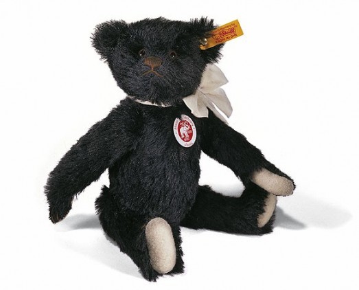 Retired Steiff Bears - MOHAIR CLASSIC BLACK 26CM