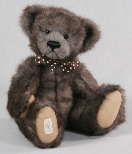 Retired Bears and Animals - HANDSOME 32CM