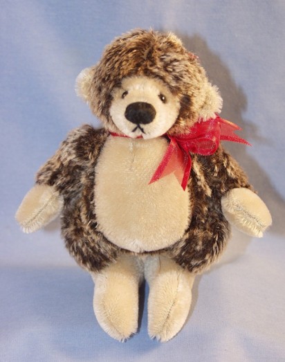 Retired Bears and Animals - HARRY HEDGEHOG 6"