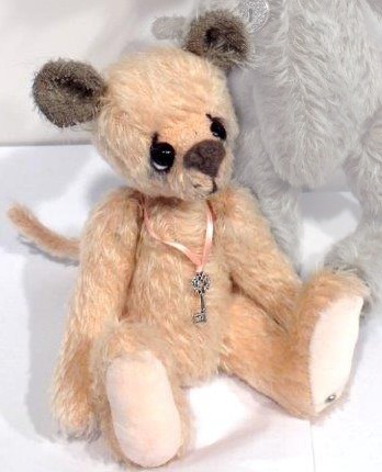 Retired Kaycee Bears - DALE 9"