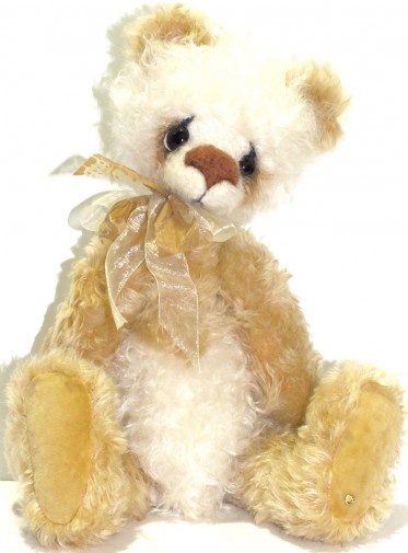 Retired Kaycee Bears - DUCHESS 17"