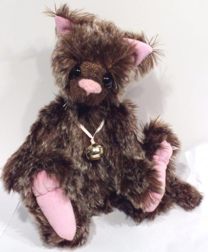 Retired Kaycee Bears - FERGUS CAT 13"