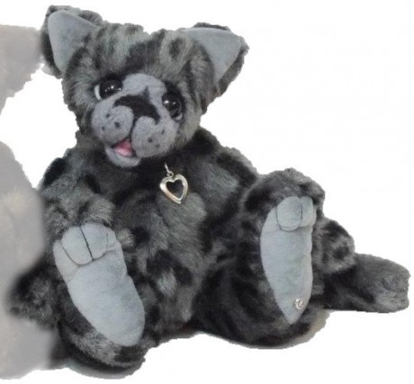 Retired Kaycee Bears - HUTCH CAT 8½"