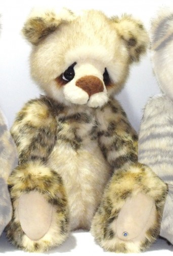 Retired Kaycee Bears - LENNY 15"