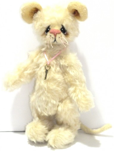 Retired Kaycee Bears - MISSY MOUSE 12½"