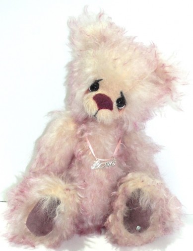 Retired Kaycee Bears - NAOMI 14"