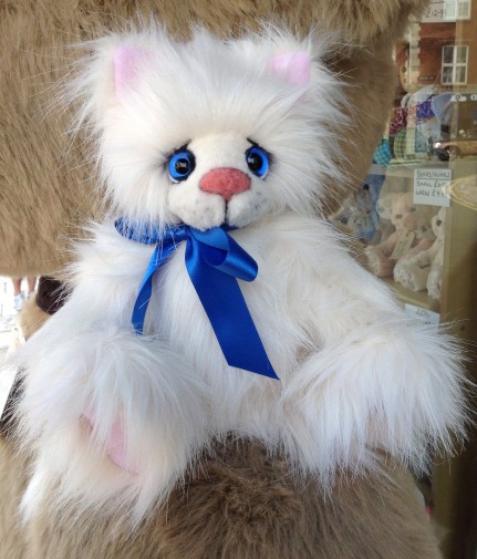 Retired Kaycee Bears - PORSCHE CAT 12"