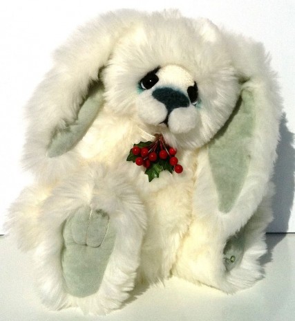 Retired Kaycee Bears - HOLLY 33CM