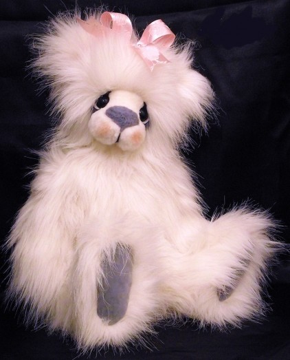 Retired Kaycee Bears - MRS KAYCEE 19"