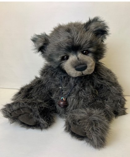 Pre-Loved - Charlie Bears - PRE-LOVED: CHARLIE BEARS DREAMER 18"
