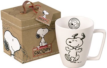 Retired Bears and Animals - SNOOPY MUG