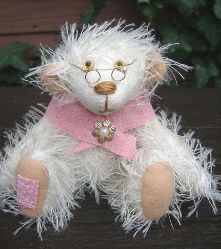 Retired Bears and Animals - GRANDMA GERTIE 6"